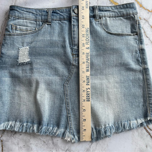 BLANK NYC Denim Jean Mini Frayed Hem Girls Jean Asymmetrical Skirt Size 14 - Picture 9 of 9